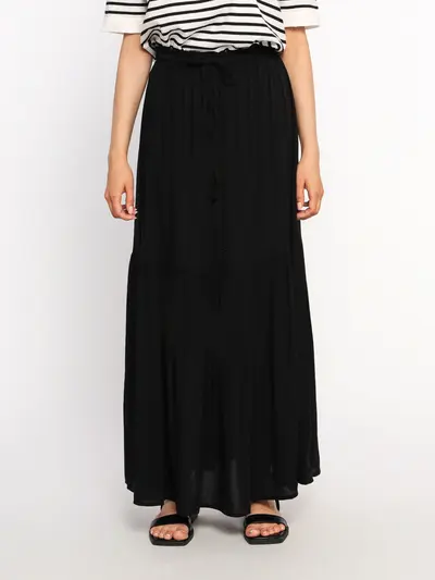 Юбка свободного кроя черного цвета